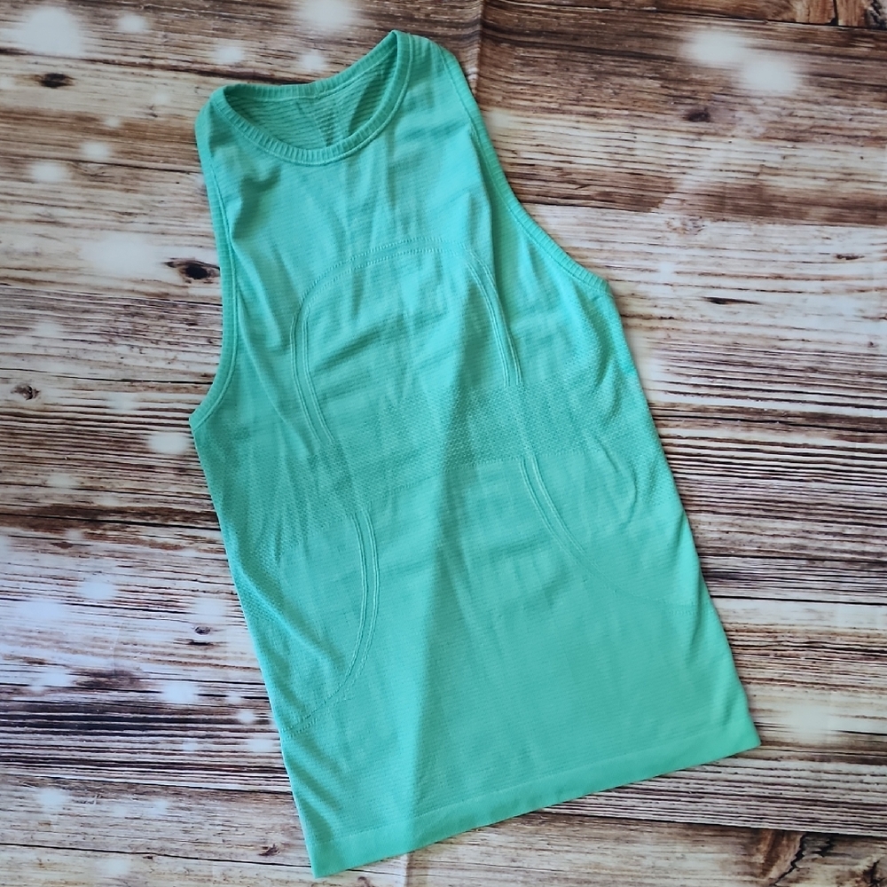 Lululemon Tank
